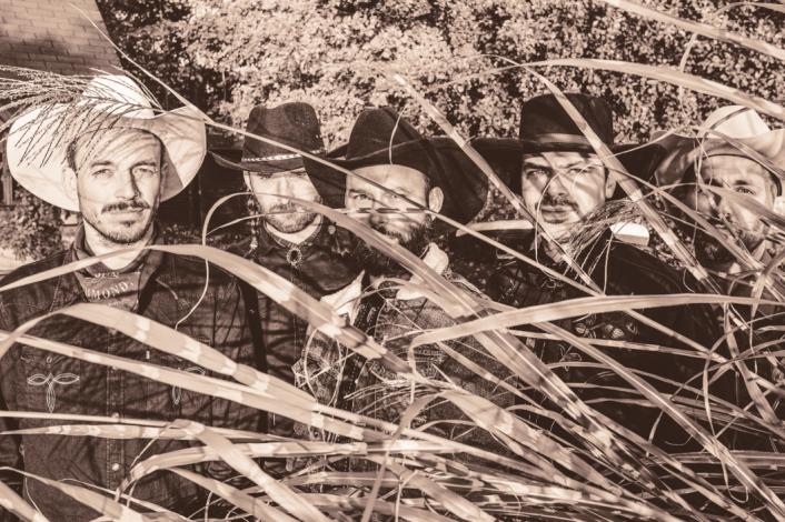 Frankie & The Deadbeats 