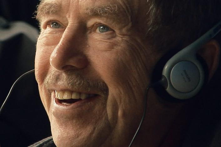 Tady Havel, slyšíte mě?