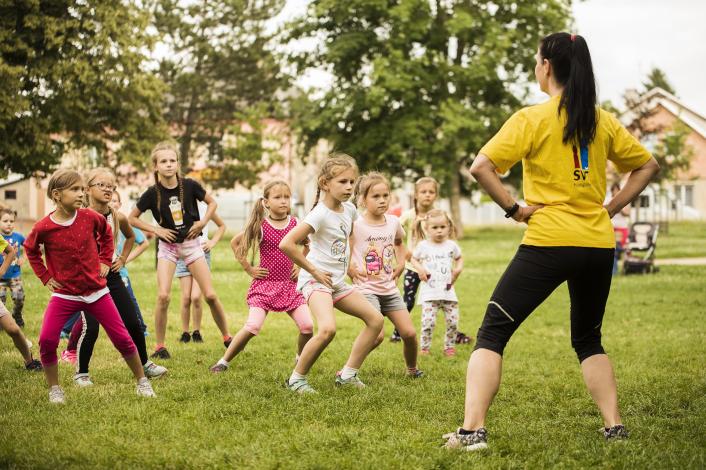 Aerobic v parku